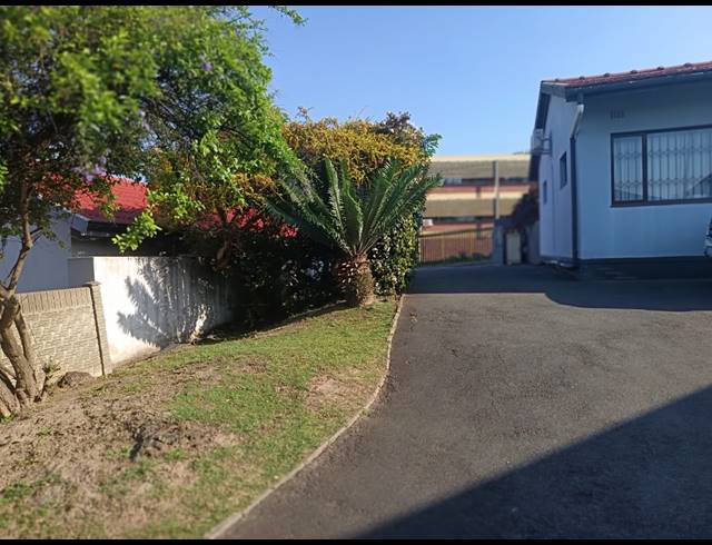 2 BEDROOM SECTIONAL TITLE FOR SALE IN MALVERN